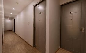 Super Townhouse 244 Munshipuliya