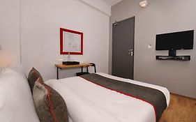 Super Townhouse 244 Munshipuliya