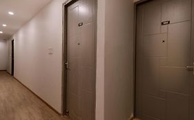 Super Townhouse 244 Munshipuliya